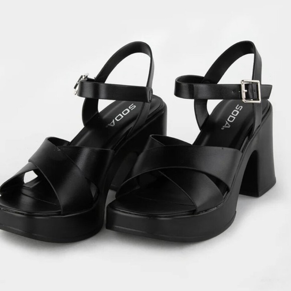Soda Shoes - Soda Black Strappy Platform Heels